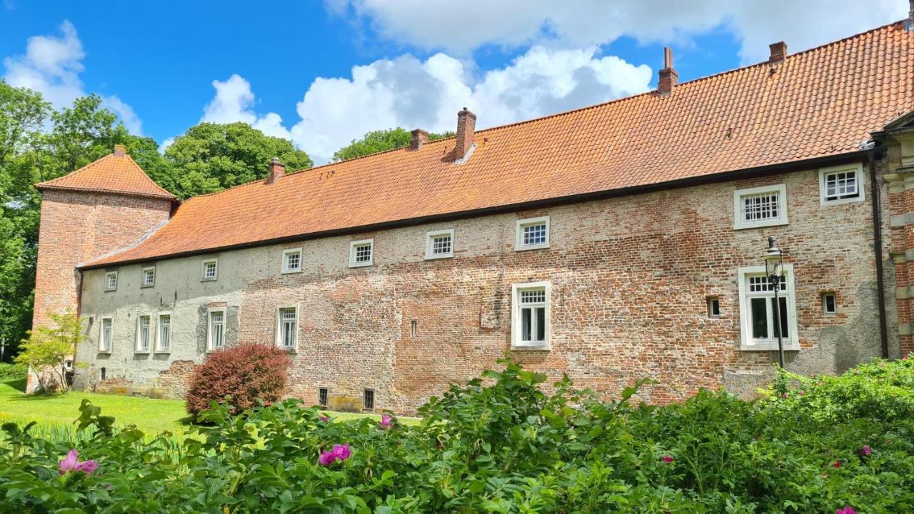 Ferienhaus Nordseeglueck Im Ferienpark Berumbur Exterior foto